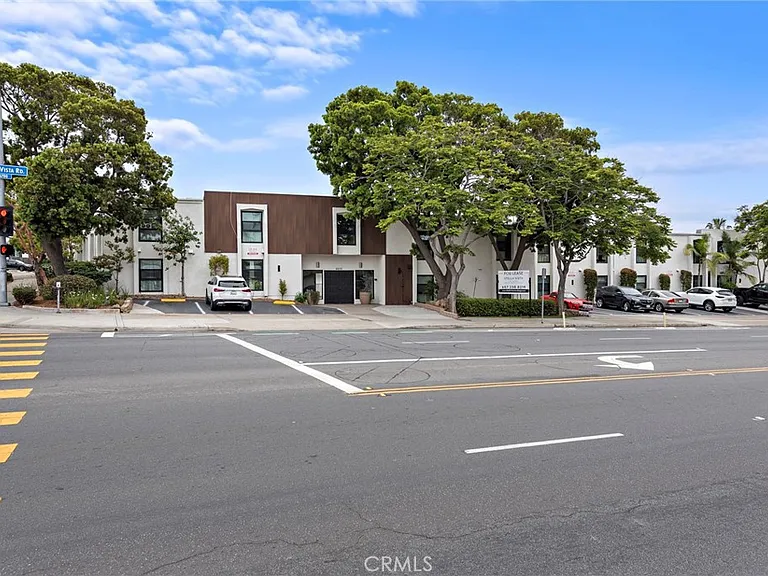 6679 Linda Vista Rd #34 — Photo 3