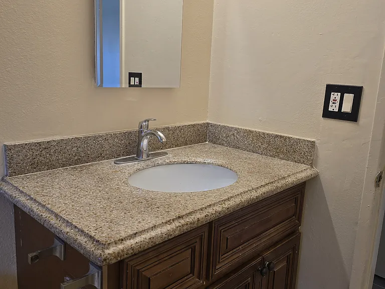 1114 N Bewley St #9 — Photo 4