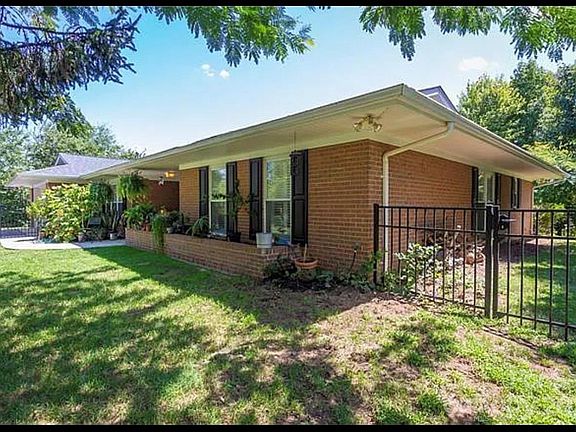 2nd image of 103 Ones Branch Ct