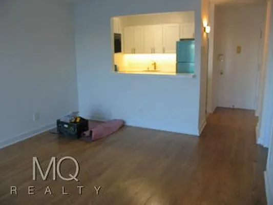 Rented by MQ Realty LLC | media 30