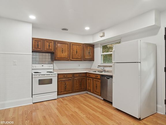 5th image of 706 N Gibbons Ave