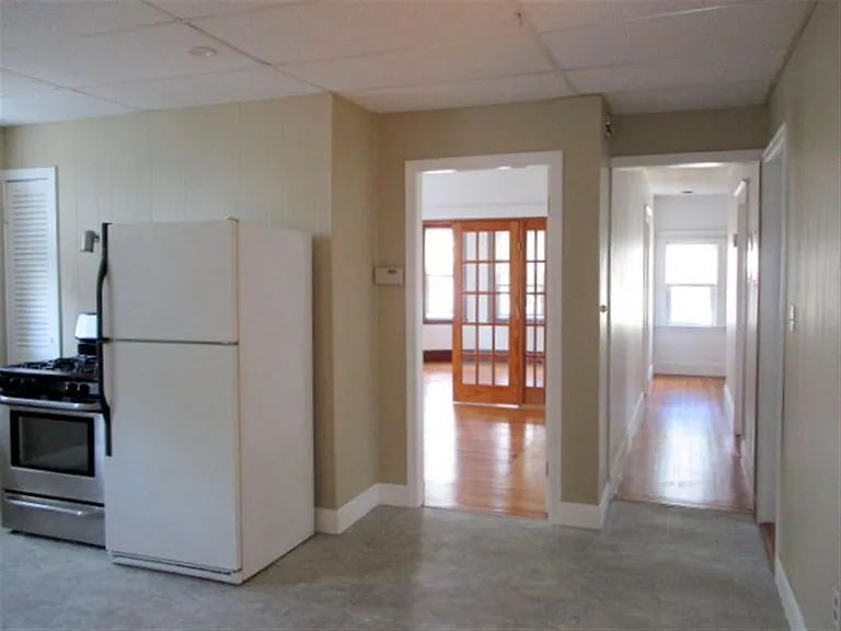 16 Montgomery St #2 — Photo 13