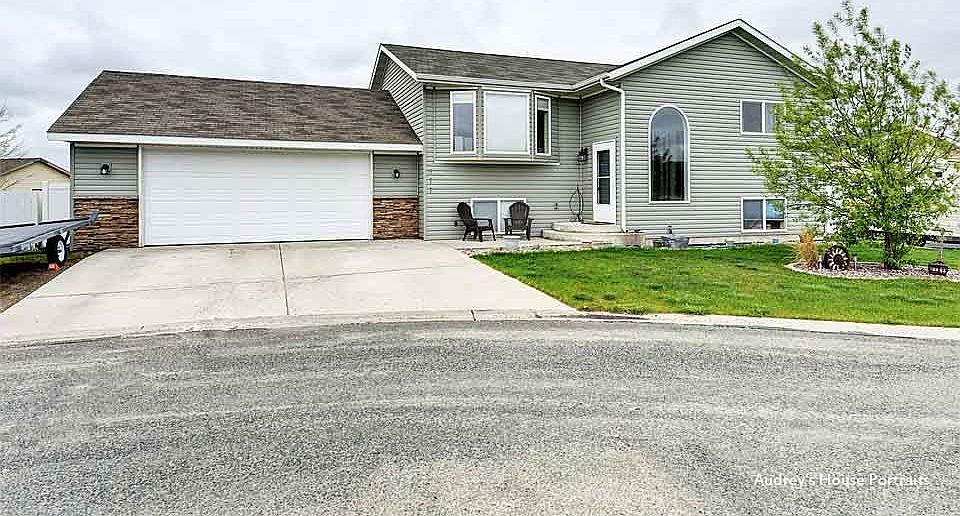 1st image of 977 Mallard Ct