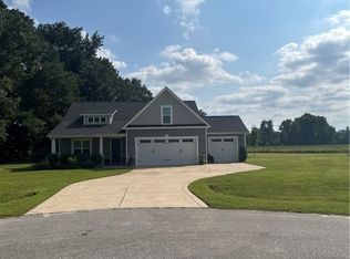 5109 Maddie Creek Ln, Fayetteville, NC 28306