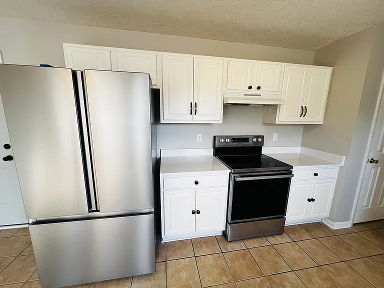 106 Alexander Ct — Photo 15