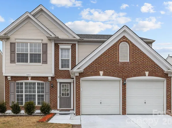 6816 Southbrook Dr, Charlotte, NC 28277
