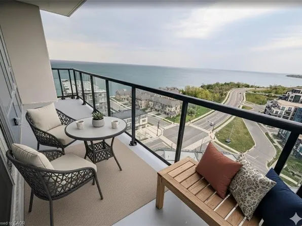 385 Winston Rd #1311, Grimsby, ON L3M 0J3