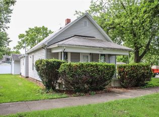 2521 Richmond Ave, Mattoon, IL 61938