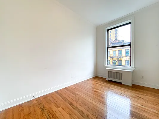 Rented by City Connections Realty | media 24