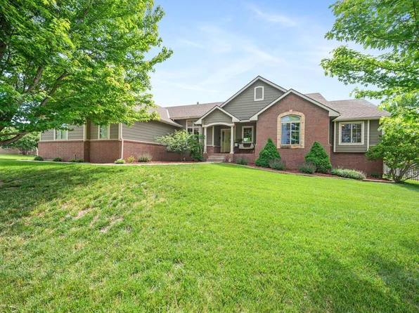 260 N Fiddlers Creek St, Valley Center, KS 67147