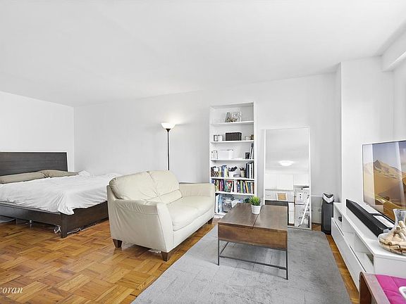 2nd image of 215 Adams St APT 12D