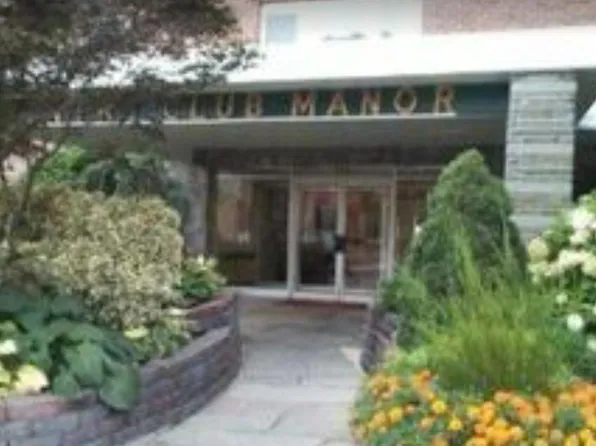 250 W Merrick Road #2M, Freeport, NY 11520