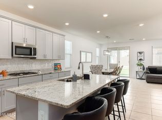 3298 W Sunlit Peak Dr, Tucson, AZ 85742