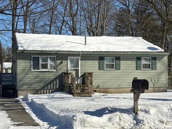 6 Little St, Hudson Falls, NY 12839