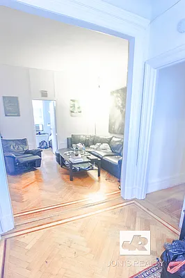 Rented by Jonis Realty | media 11