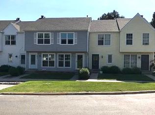 8827 W Floyd Ave, Lakewood, CO 80227