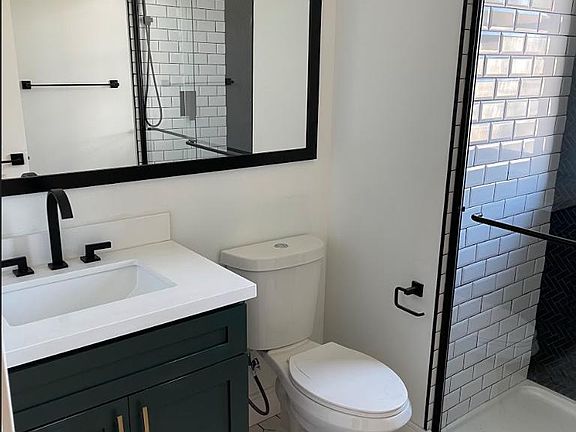 4th image of 1332 Hawthorne Pl #3