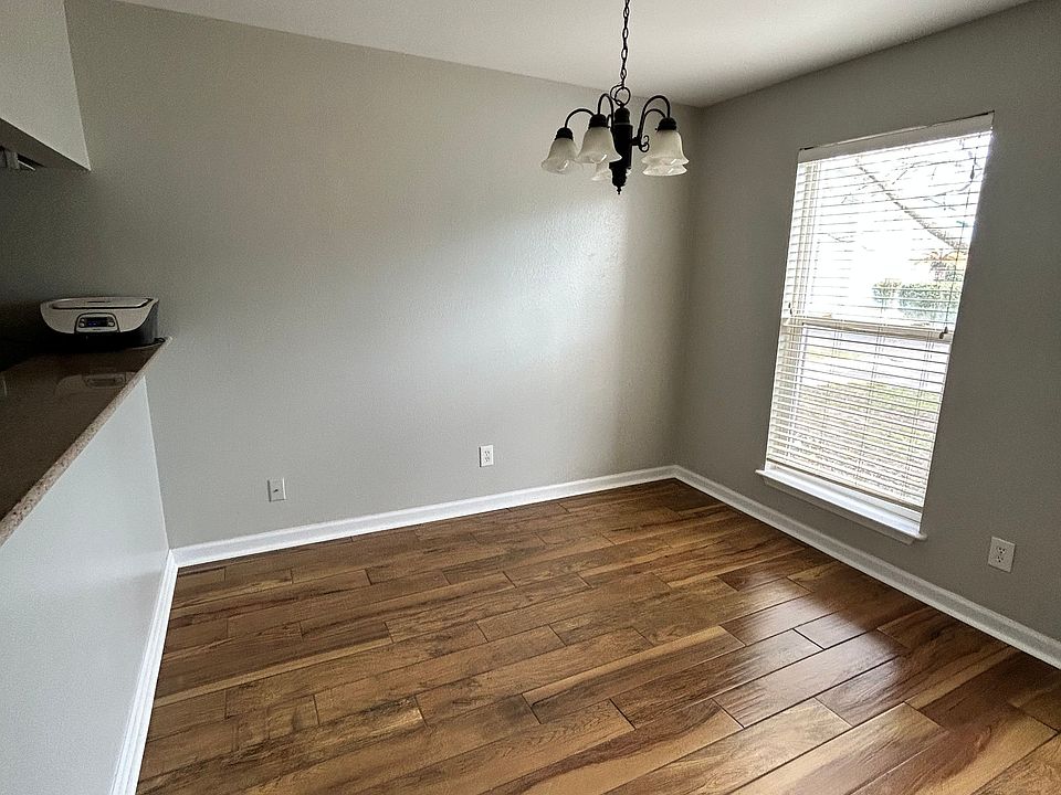1st image of 3230 Cumberland Rd APT 44