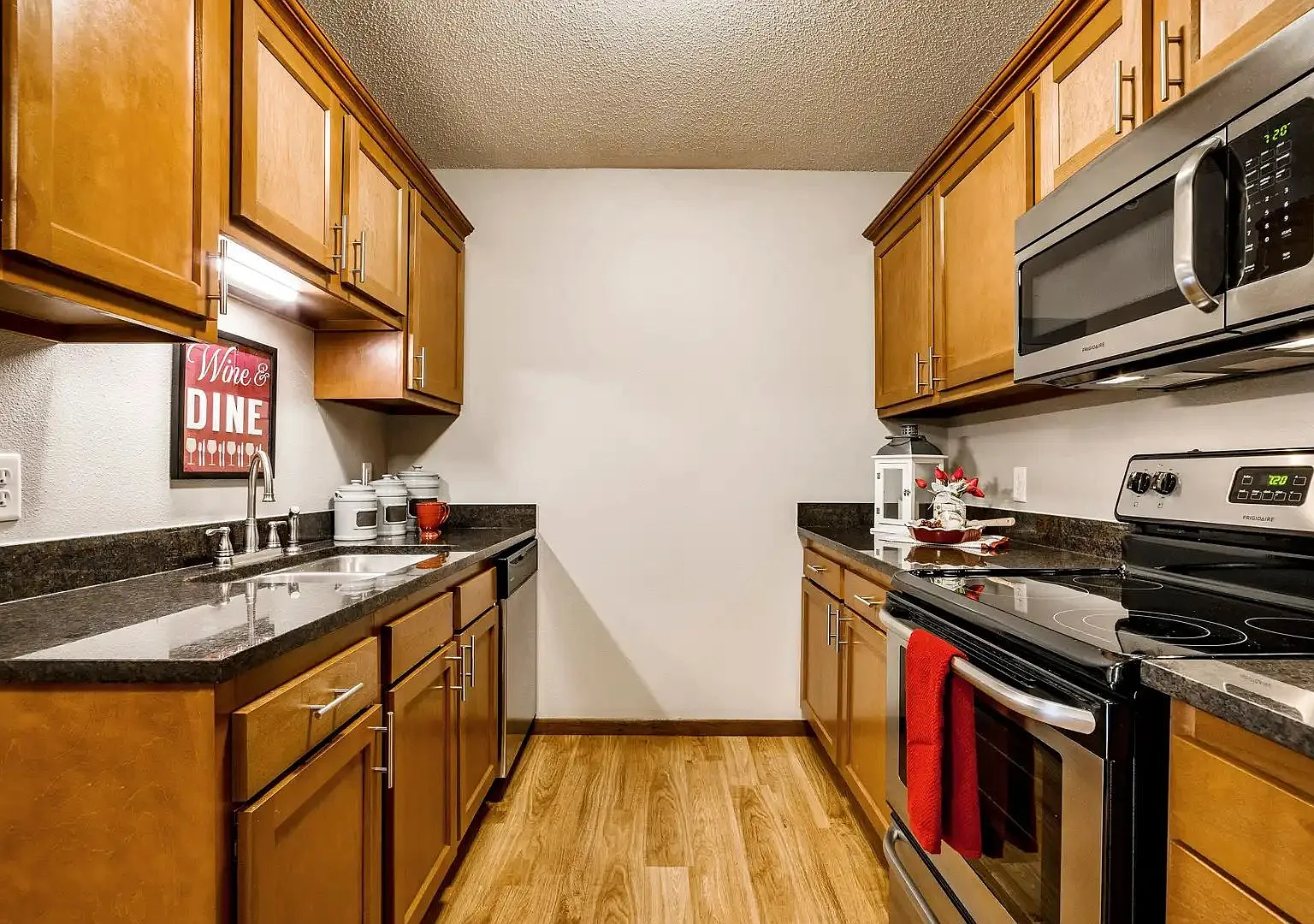 Northbrook Apartments — Photo 3