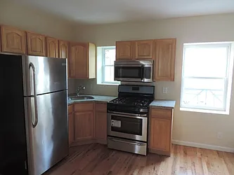 Rented by Living New York