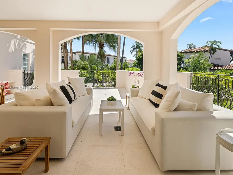19216 Fisher Island Dr #19216 — Photo 19