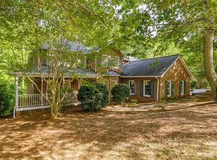 6325 Crosswinds Dr, Clover, SC 29710
