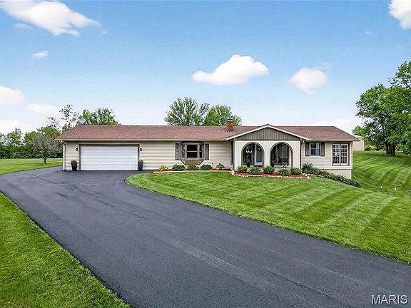 2nd image of 6469 Cuivre Ford Rd