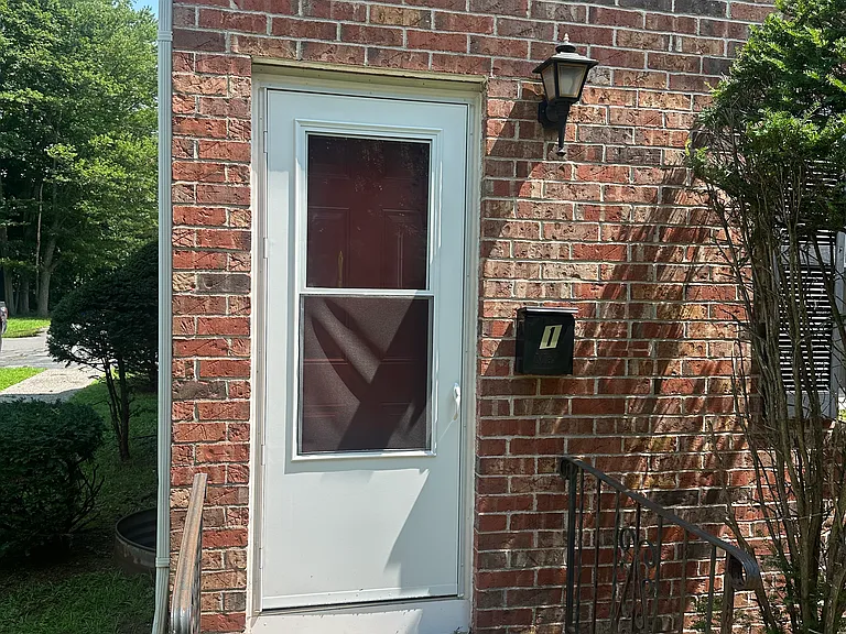 114 N Washington St #1 — Photo 10