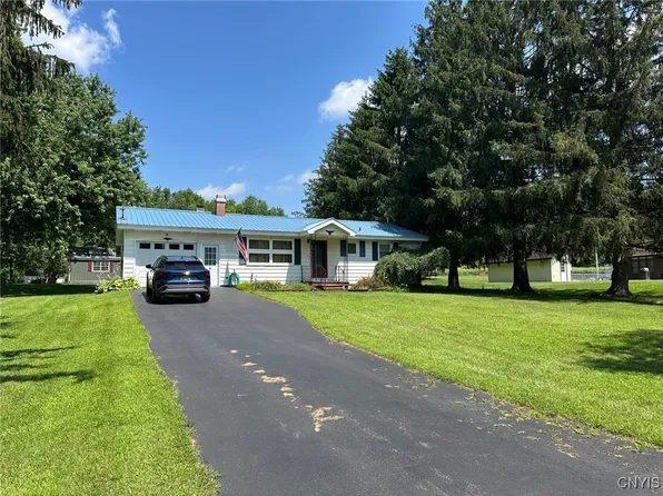 31 Huyck Ave, Middleville, NY 13406