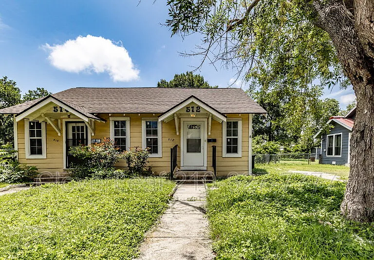 512 Curtiss Ave — Photo 1