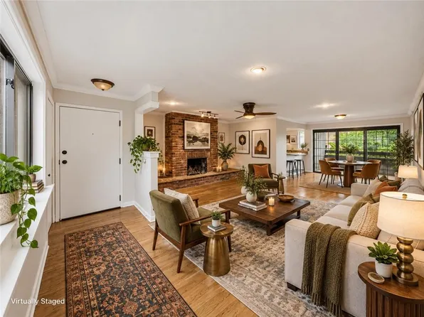 4056 Warwick Blvd APT 6, Kansas City, MO 64111