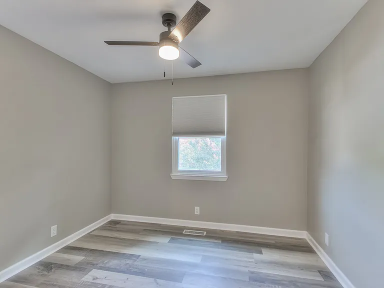 2344 Tally Green Ct — Photo 24
