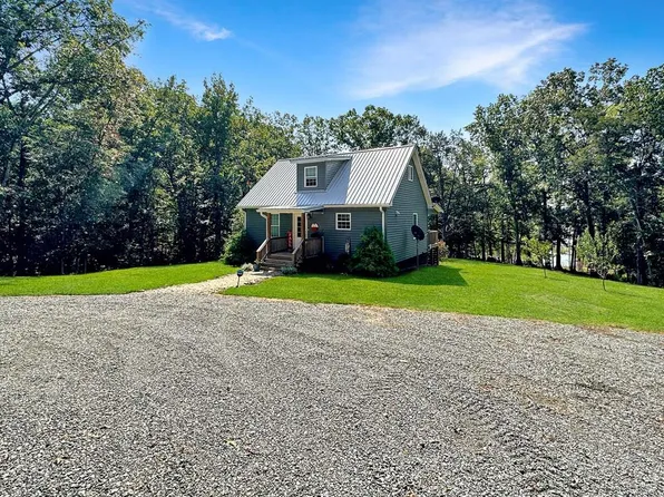 50 Occoneechee Rd, Clarksville, VA 23927