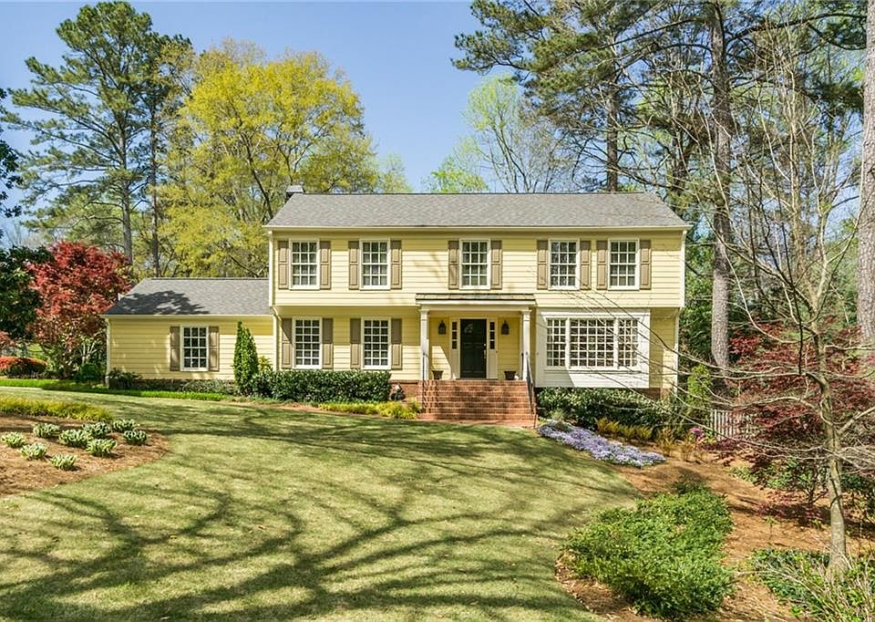 1st image of 3814 Fox Hills Dr SE