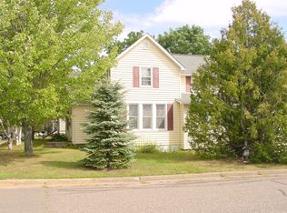 502 Lake Avenue E, Ladysmith, WI 54848