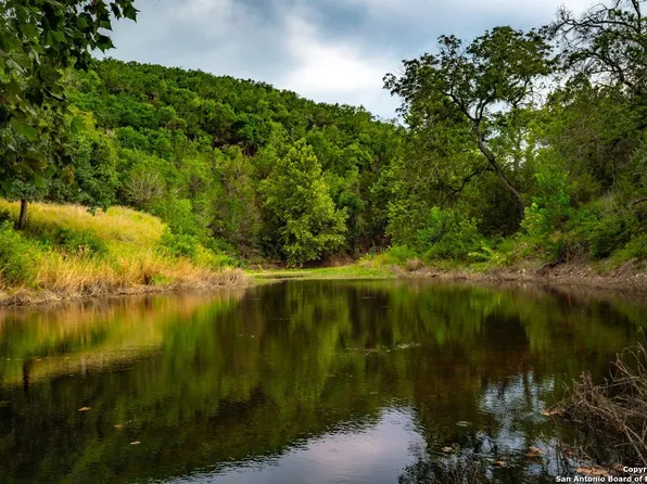 101 Bella Springs Rd, Boerne, TX 78006