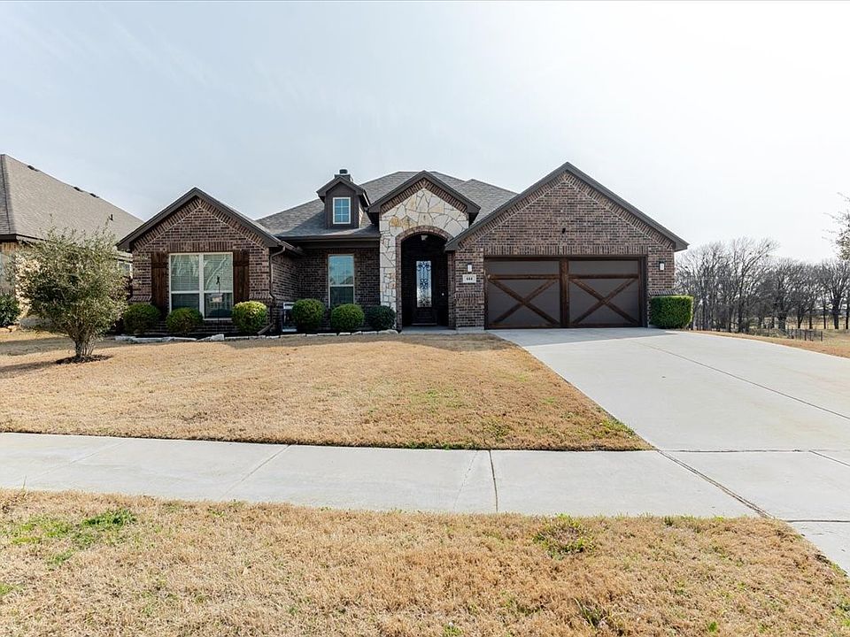1st image of 444 Sagebrush Dr
