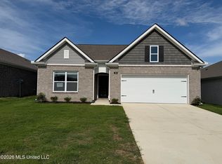 29 S Thorn Tree St, Byhalia, MS 38611