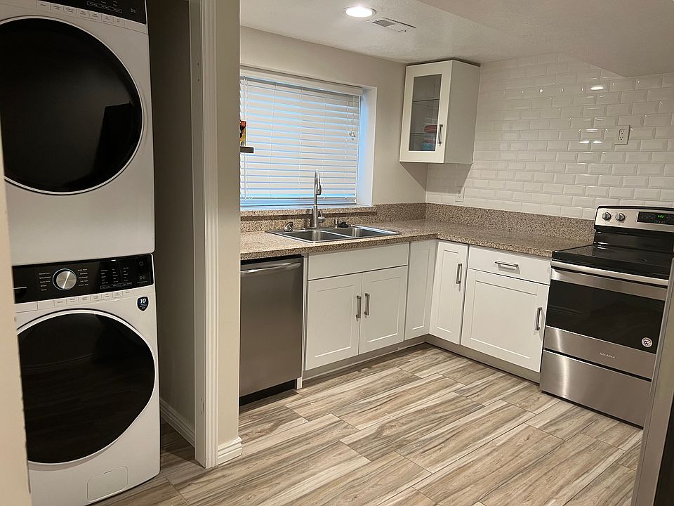 1st image of 3905 W Elwood Way #B