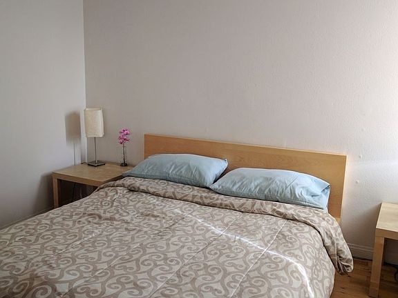 4th image of 724 W Knoll Dr APT 205