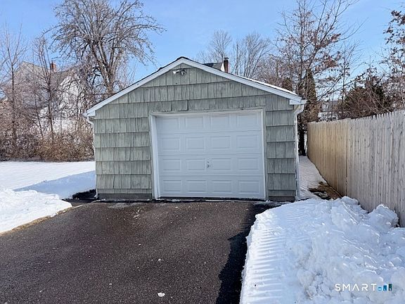 5th image of 190 Light Street