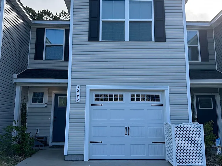 146 Villa Grande St #C — Photo 1