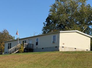 8203 Twin Springs Rd, Knoxville, TN 37920