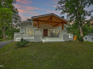 1119 Grove St, Elizabethton, TN 37643