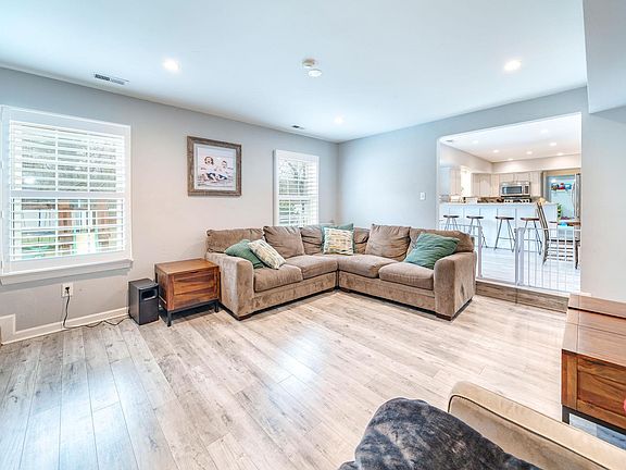 4th image of 14 Rivendell Rd