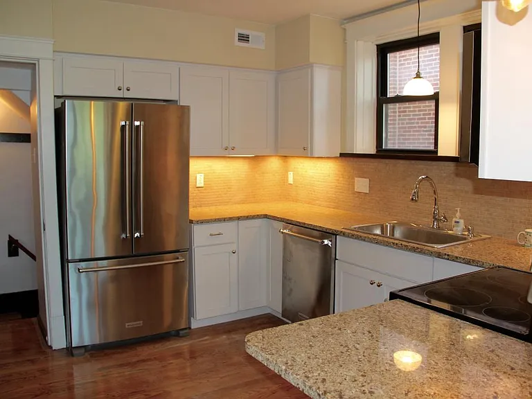 7546 Warner Ave — Photo 2
