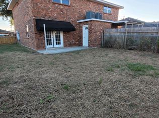 8521 Valor Dr, Chalmette, LA 70043