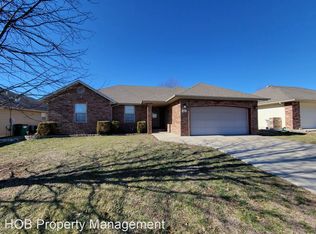 353 S Mahn Ave, Springfield, MO 65802