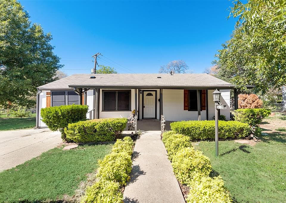 2417 Shropshire St, Fort Worth, TX 76105 Zillow