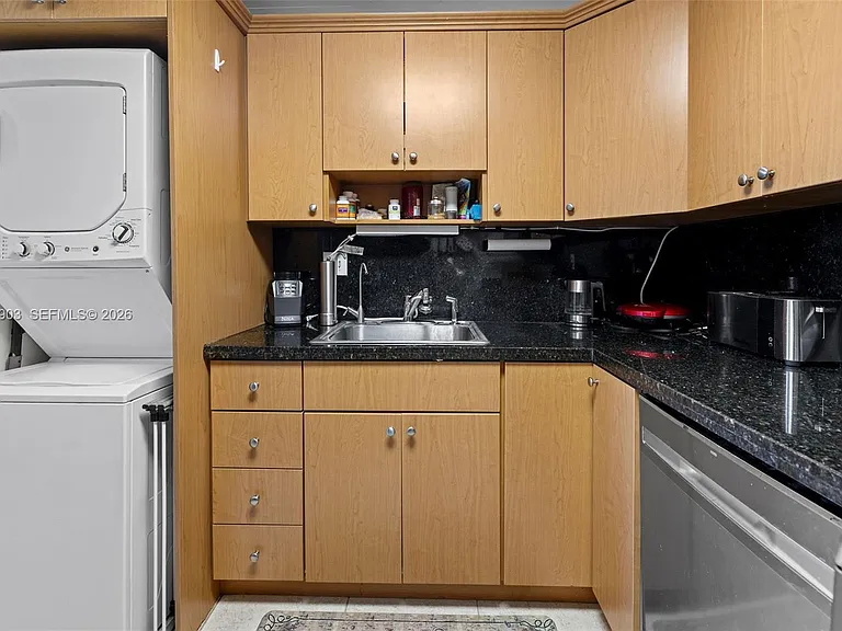 13120 SW 92nd Ave #B-505 — Photo 34